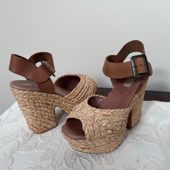 MIA Shoes - MIA Limited Edition Woven Jute Platform Espadrille Sandals Heels, 6.5B